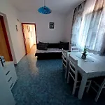 Prskalo - *