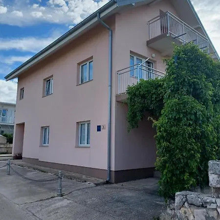 Apartment Prskalo - *