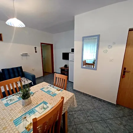 Apartment Prskalo - *