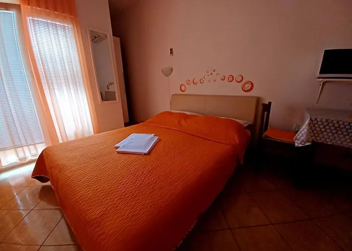 Prskalo - アパート